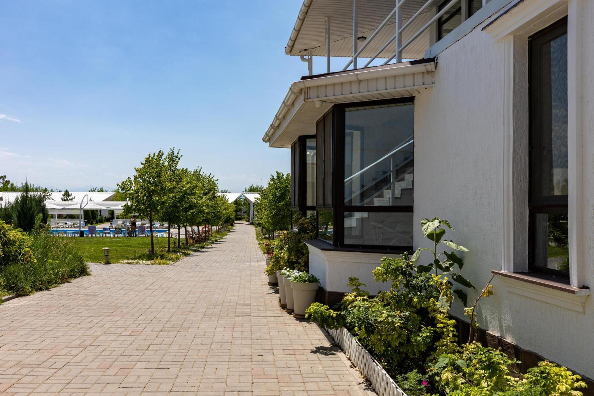 La Dolce Vita Resort Qapsjaghaj Exteriör bild